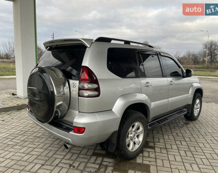Серый Тойота Ленд Крузер Прадо, объемом двигателя 4 л и пробегом 198 тыс. км за 11500 $, фото 11 на Automoto.ua
