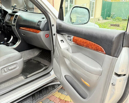 Сірий Тойота Ленд Крузер Прадо, об'ємом двигуна 2.98 л та пробігом 312 тис. км за 19700 $, фото 11 на Automoto.ua