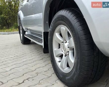 Тойота Ленд Крузер Прадо 2006 в Хмельницком на Automoto.ua Серый Тойота Ленд Крузер Прадо, объемом двигателя 4 л и пробегом 254 тыс. км за 12999 $, фото 23 на Automoto.ua