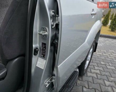 Сірий Тойота Ленд Крузер Прадо, об'ємом двигуна 2.69 л та пробігом 287 тис. км за 11999 $, фото 29 на Automoto.ua