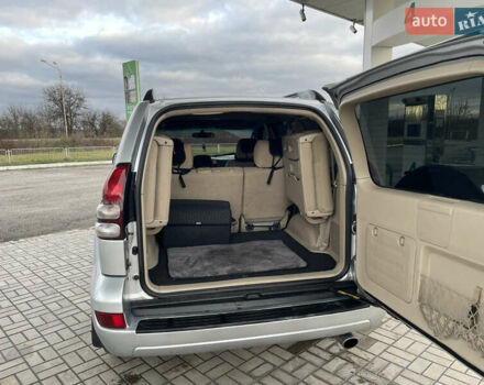 Серый Тойота Ленд Крузер Прадо, объемом двигателя 4 л и пробегом 198 тыс. км за 11500 $, фото 19 на Automoto.ua