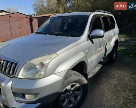 Тойота Ленд Крузер Прадо 2006 в Сумах на Automoto.ua Серый Тойота Ленд Крузер Прадо, объемом двигателя 2.7 л и пробегом 195 тыс. км за 13900 $, фото 9 на Automoto.ua