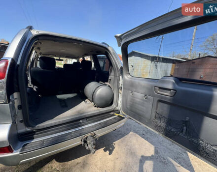 Тойота Ленд Крузер Прадо 2006 в Сумах на Automoto.ua Серый Тойота Ленд Крузер Прадо, объемом двигателя 2.7 л и пробегом 195 тыс. км за 13900 $, фото 20 на Automoto.ua