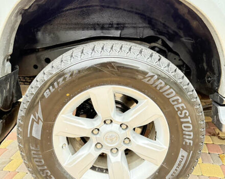 Сірий Тойота Ленд Крузер Прадо, об'ємом двигуна 2.98 л та пробігом 312 тис. км за 19700 $, фото 12 на Automoto.ua