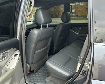 Сірий Тойота Ленд Крузер Прадо, об'ємом двигуна 4 л та пробігом 291 тис. км за 15600 $, фото 7 на Automoto.ua