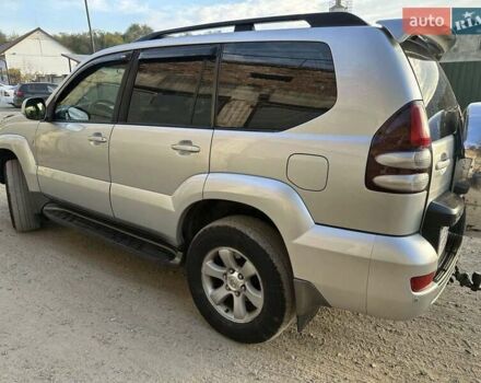 Тойота Ленд Крузер Прадо 2006 в Черновцах на Automoto.ua Серый Тойота Ленд Крузер Прадо, объемом двигателя 4 л и пробегом 228 тыс. км за 15000 $, фото 8 на Automoto.ua