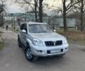 Серый Тойота Ленд Крузер Прадо, объемом двигателя 2.7 л и пробегом 260 тыс. км за 11300 $, фото 2 на Automoto.ua