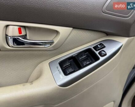 Серый Тойота Ленд Крузер Прадо, объемом двигателя 3.96 л и пробегом 229 тыс. км за 14200 $, фото 6 на Automoto.ua