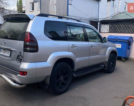 Серый Тойота Ленд Крузер Прадо, объемом двигателя 3.96 л и пробегом 235 тыс. км за 13500 $, фото 1 на Automoto.ua