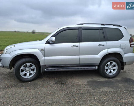 Сірий Тойота Ленд Крузер Прадо, об'ємом двигуна 2.7 л та пробігом 240 тис. км за 13900 $, фото 2 на Automoto.ua