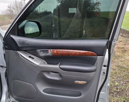 Сірий Тойота Ленд Крузер Прадо, об'ємом двигуна 2.7 л та пробігом 240 тис. км за 13900 $, фото 10 на Automoto.ua