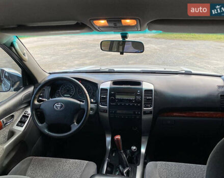 Сірий Тойота Ленд Крузер Прадо, об'ємом двигуна 2.7 л та пробігом 246 тис. км за 11000 $, фото 32 на Automoto.ua