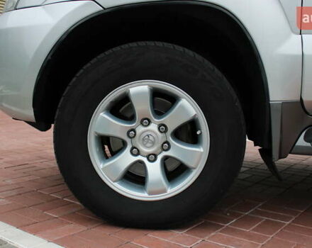 Сірий Тойота Ленд Крузер Прадо, об'ємом двигуна 3.96 л та пробігом 237 тис. км за 14900 $, фото 16 на Automoto.ua