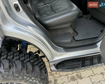 Серый Тойота Ленд Крузер Прадо, объемом двигателя 4 л и пробегом 320 тыс. км за 23000 $, фото 40 на Automoto.ua