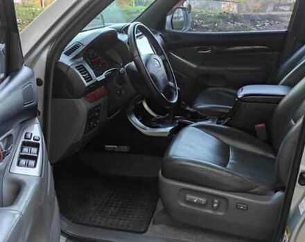 Сірий Тойота Ленд Крузер Прадо, об'ємом двигуна 4 л та пробігом 164 тис. км за 14700 $, фото 12 на Automoto.ua