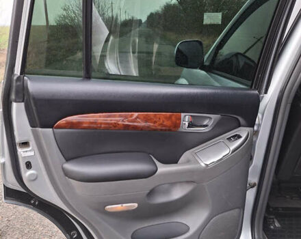 Сірий Тойота Ленд Крузер Прадо, об'ємом двигуна 2.7 л та пробігом 240 тис. км за 13900 $, фото 12 на Automoto.ua