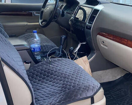 Серый Тойота Ленд Крузер Прадо, объемом двигателя 3.96 л и пробегом 235 тыс. км за 13500 $, фото 6 на Automoto.ua