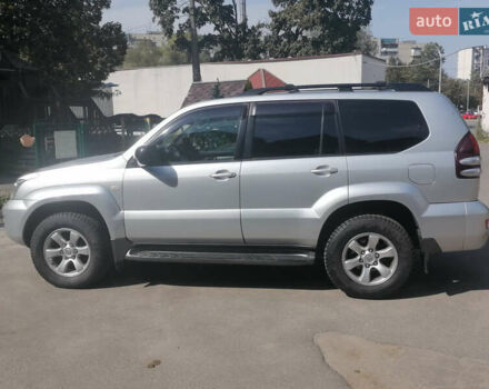 Серый Тойота Ленд Крузер Прадо, объемом двигателя 4 л и пробегом 283 тыс. км за 11500 $, фото 3 на Automoto.ua