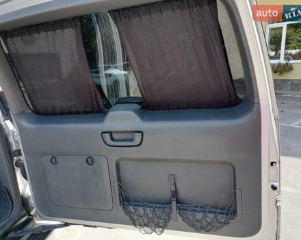 Серый Тойота Ленд Крузер Прадо, объемом двигателя 4 л и пробегом 283 тыс. км за 11500 $, фото 31 на Automoto.ua