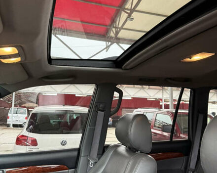 Серый Тойота Ленд Крузер Прадо, объемом двигателя 3.96 л и пробегом 147 тыс. км за 20500 $, фото 20 на Automoto.ua