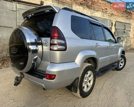 Тойота Ленд Крузер Прадо 2006 в Черновцах на Automoto.ua Серый Тойота Ленд Крузер Прадо, объемом двигателя 4 л и пробегом 228 тыс. км за 15000 $, фото 7 на Automoto.ua