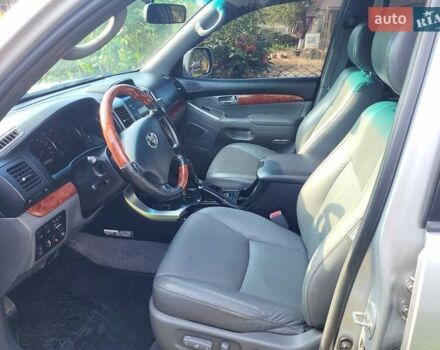 Сірий Тойота Ленд Крузер Прадо, об'ємом двигуна 4 л та пробігом 368 тис. км за 14999 $, фото 29 на Automoto.ua