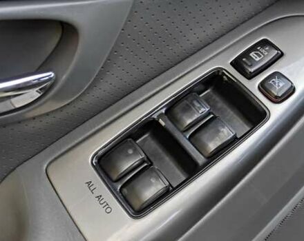 Сірий Тойота Ленд Крузер Прадо, об'ємом двигуна 4 л та пробігом 164 тис. км за 14700 $, фото 11 на Automoto.ua