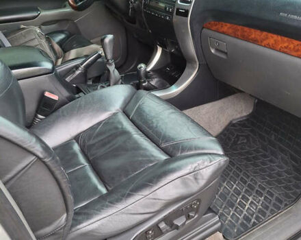 Сірий Тойота Ленд Крузер Прадо, об'ємом двигуна 2.7 л та пробігом 240 тис. км за 13900 $, фото 6 на Automoto.ua