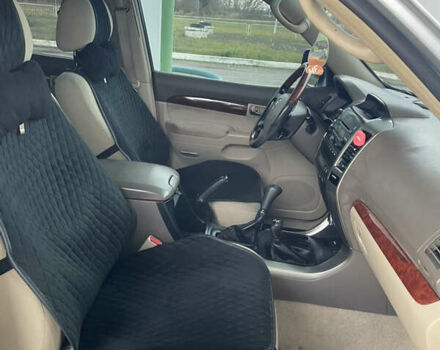 Серый Тойота Ленд Крузер Прадо, объемом двигателя 4 л и пробегом 198 тыс. км за 11500 $, фото 15 на Automoto.ua