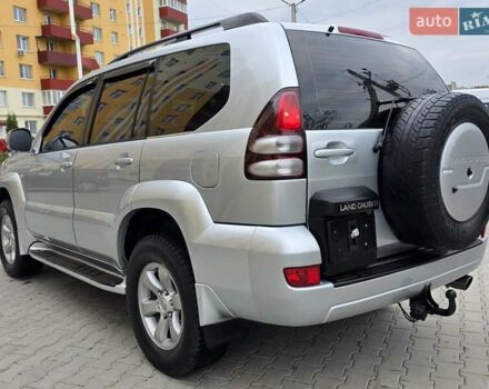 Тойота Ленд Крузер Прадо 2006 в Хмельницком на Automoto.ua Серый Тойота Ленд Крузер Прадо, объемом двигателя 4 л и пробегом 254 тыс. км за 12999 $, фото 3 на Automoto.ua