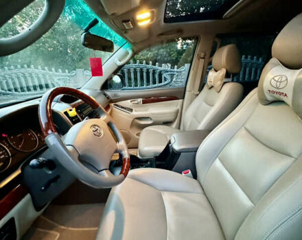 Серый Тойота Ленд Крузер Прадо, объемом двигателя 4 л и пробегом 361 тыс. км за 20000 $, фото 5 на Automoto.ua