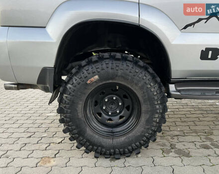 Серый Тойота Ленд Крузер Прадо, объемом двигателя 4 л и пробегом 320 тыс. км за 23000 $, фото 17 на Automoto.ua