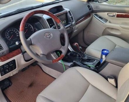 Серый Тойота Ленд Крузер Прадо, объемом двигателя 4 л и пробегом 243 тыс. км за 16500 $, фото 8 на Automoto.ua