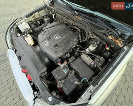 Серый Тойота Ленд Крузер Прадо, объемом двигателя 4 л и пробегом 320 тыс. км за 23000 $, фото 45 на Automoto.ua