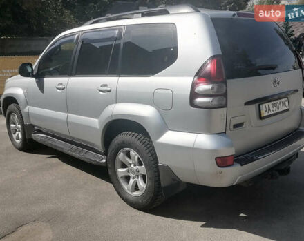 Серый Тойота Ленд Крузер Прадо, объемом двигателя 4 л и пробегом 283 тыс. км за 11500 $, фото 4 на Automoto.ua