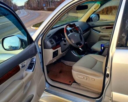 Серый Тойота Ленд Крузер Прадо, объемом двигателя 4 л и пробегом 243 тыс. км за 16500 $, фото 8 на Automoto.ua