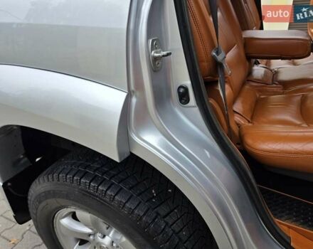 Тойота Ленд Крузер Прадо 2006 в Хмельницком на Automoto.ua Серый Тойота Ленд Крузер Прадо, объемом двигателя 4 л и пробегом 254 тыс. км за 12999 $, фото 107 на Automoto.ua