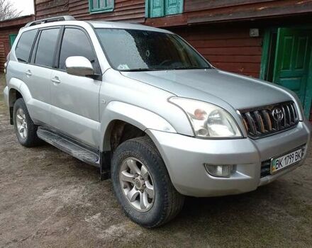 Серый Тойота Ленд Крузер Прадо, объемом двигателя 3 л и пробегом 165 тыс. км за 16000 $, фото 6 на Automoto.ua