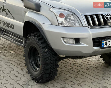 Серый Тойота Ленд Крузер Прадо, объемом двигателя 4 л и пробегом 320 тыс. км за 23000 $, фото 13 на Automoto.ua