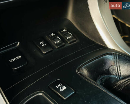 Серый Тойота Ленд Крузер Прадо, объемом двигателя 3.96 л и пробегом 292 тыс. км за 15800 $, фото 28 на Automoto.ua