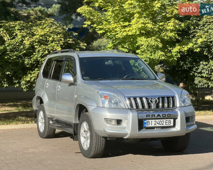 Серый Тойота Ленд Крузер Прадо, объемом двигателя 2.7 л и пробегом 206 тыс. км за 11500 $, фото 2 на Automoto.ua