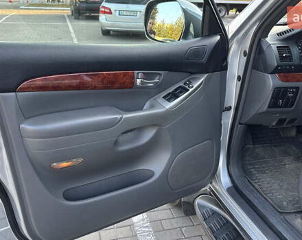 Сірий Тойота Ленд Крузер Прадо, об'ємом двигуна 4 л та пробігом 322 тис. км за 14300 $, фото 10 на Automoto.ua