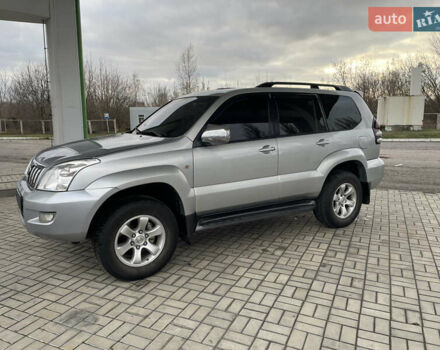 Серый Тойота Ленд Крузер Прадо, объемом двигателя 4 л и пробегом 198 тыс. км за 11500 $, фото 6 на Automoto.ua