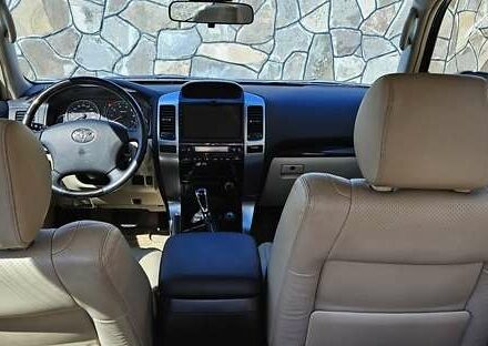 Сірий Тойота Ленд Крузер Прадо, об'ємом двигуна 3.96 л та пробігом 180 тис. км за 25500 $, фото 25 на Automoto.ua