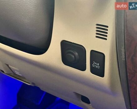 Сірий Тойота Ленд Крузер Прадо, об'ємом двигуна 4 л та пробігом 398 тис. км за 14999 $, фото 24 на Automoto.ua