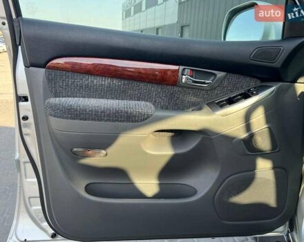 Сірий Тойота Ленд Крузер Прадо, об'ємом двигуна 4 л та пробігом 166 тис. км за 17500 $, фото 21 на Automoto.ua