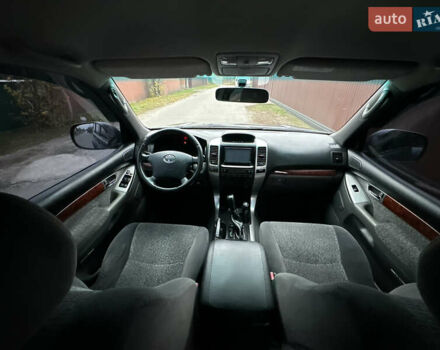 Сірий Тойота Ленд Крузер Прадо, об'ємом двигуна 4 л та пробігом 234 тис. км за 16400 $, фото 16 на Automoto.ua