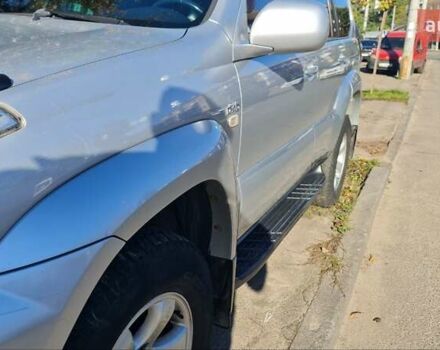 Сірий Тойота Ленд Крузер Прадо, об'ємом двигуна 3 л та пробігом 255 тис. км за 18800 $, фото 4 на Automoto.ua