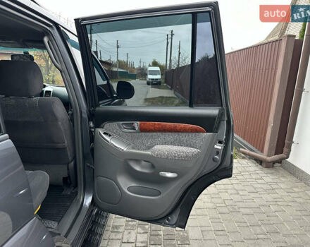 Сірий Тойота Ленд Крузер Прадо, об'ємом двигуна 4 л та пробігом 234 тис. км за 16400 $, фото 12 на Automoto.ua