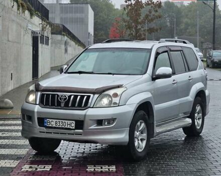 Серый Тойота Ленд Крузер Прадо, объемом двигателя 4 л и пробегом 335 тыс. км за 11550 $, фото 7 на Automoto.ua